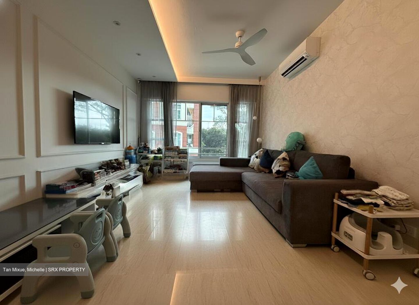 Sunrise Gardens (D28), Condominium #589785171
